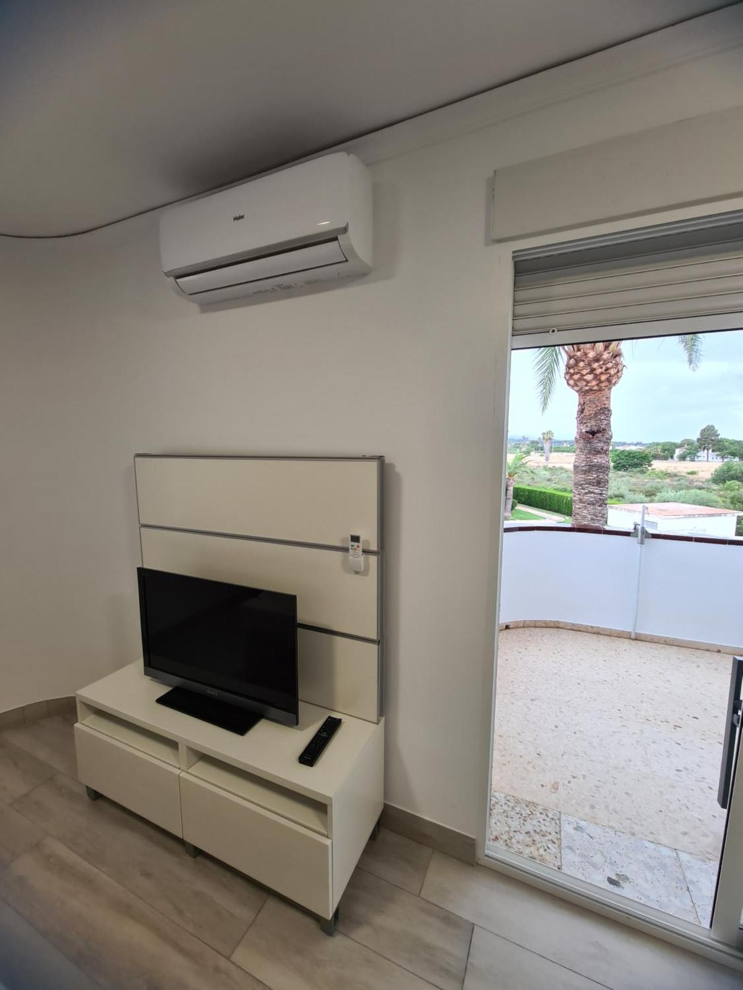 Bonito Apartamento En เดเนีย ภายนอก รูปภาพ