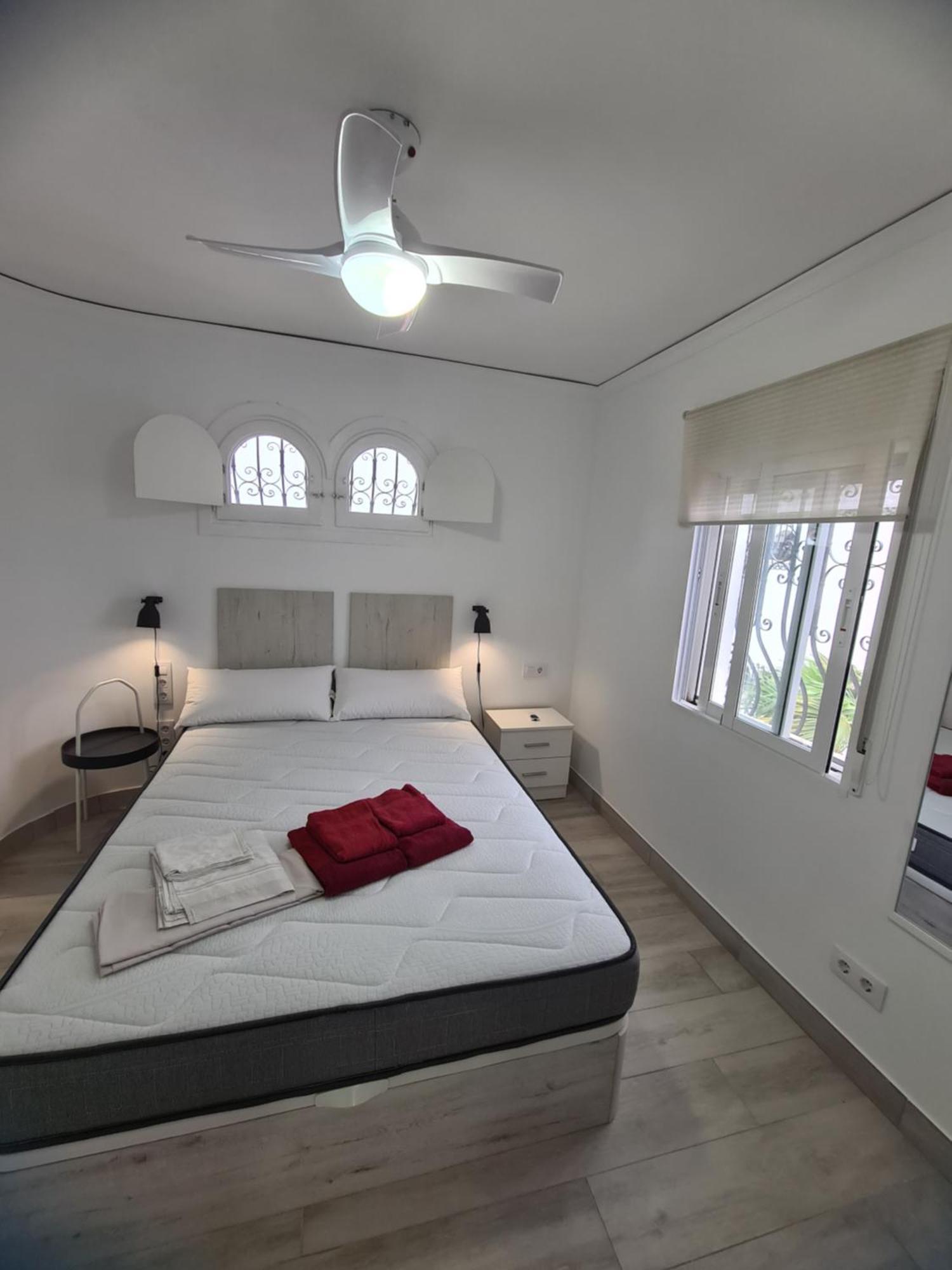 Bonito Apartamento En เดเนีย ภายนอก รูปภาพ